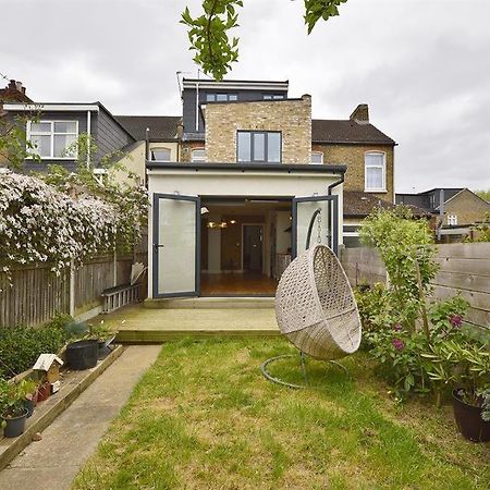 לונדון Contemporary 3 Bed House With Spacious Garden Close To Stratford & Canary Wharf מראה חיצוני תמונה