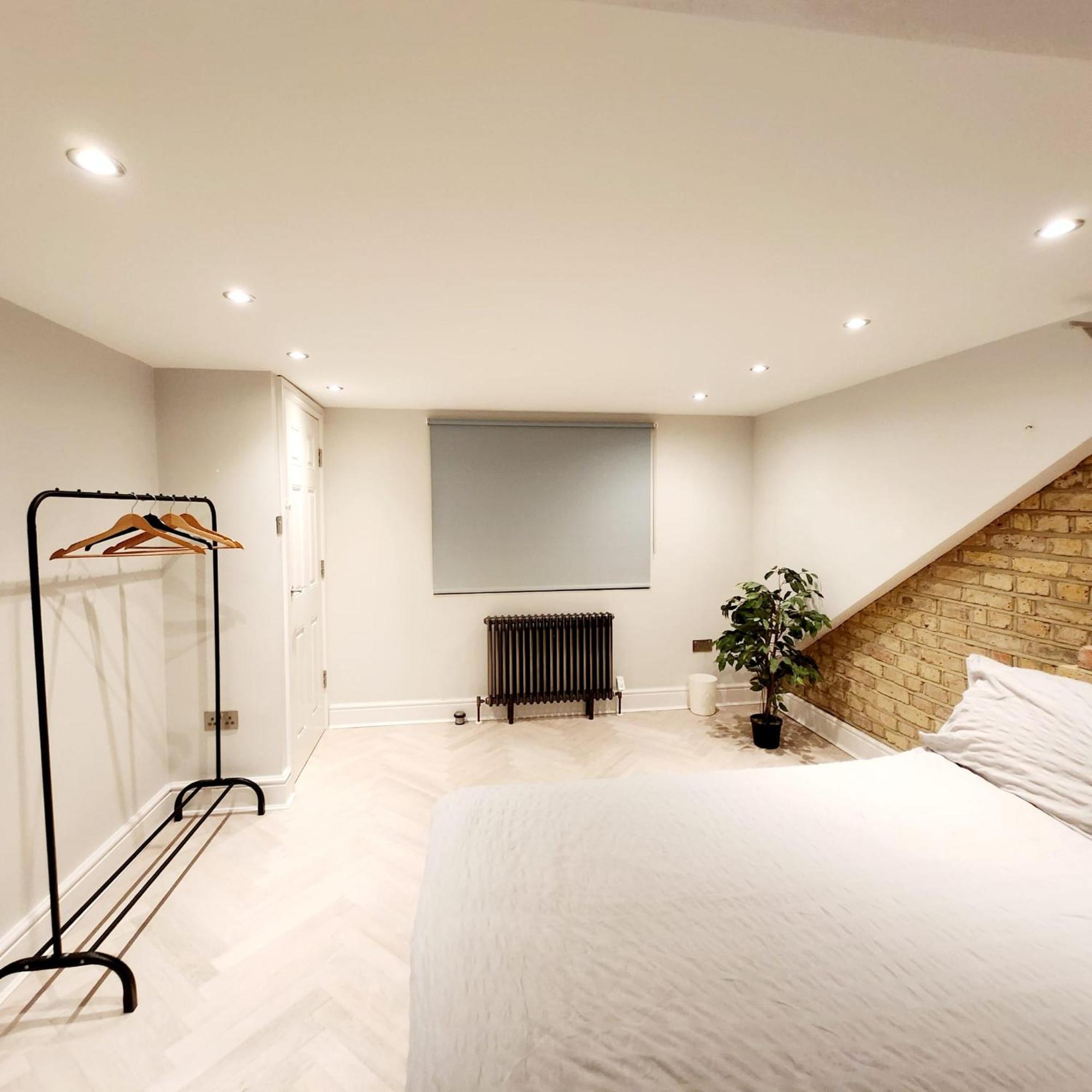לונדון Contemporary 3 Bed House With Spacious Garden Close To Stratford & Canary Wharf חדר תמונה