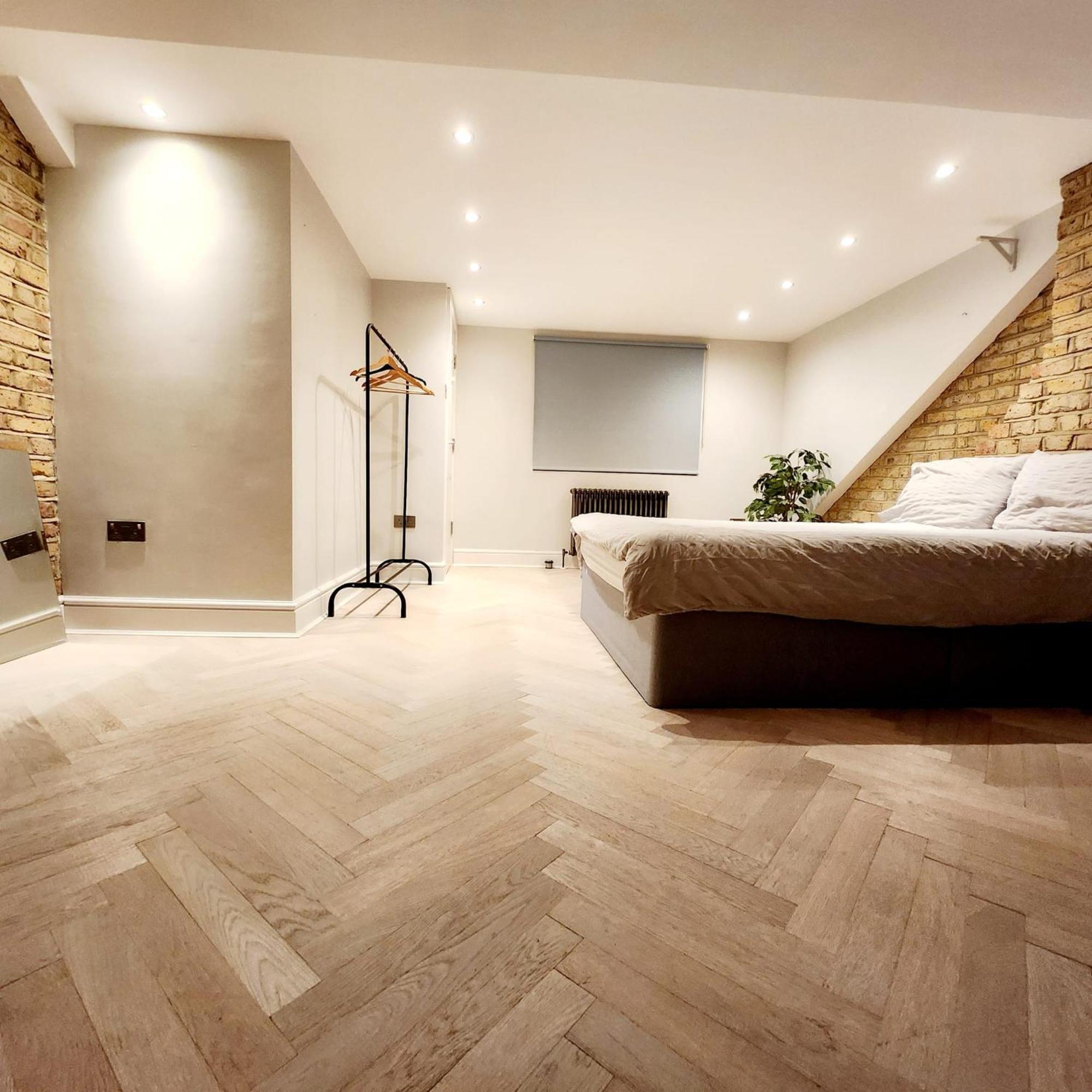 לונדון Contemporary 3 Bed House With Spacious Garden Close To Stratford & Canary Wharf חדר תמונה